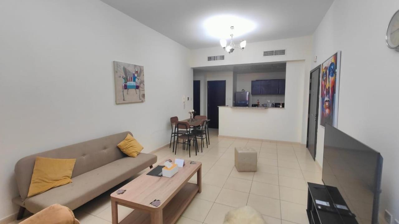 The One By Anu - Liwan Apartment
